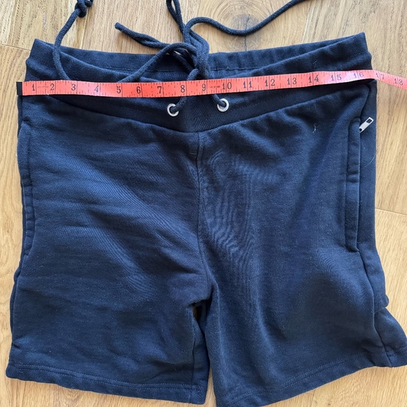 Athleisure Shots - Sz. L - Picture 5 of 7